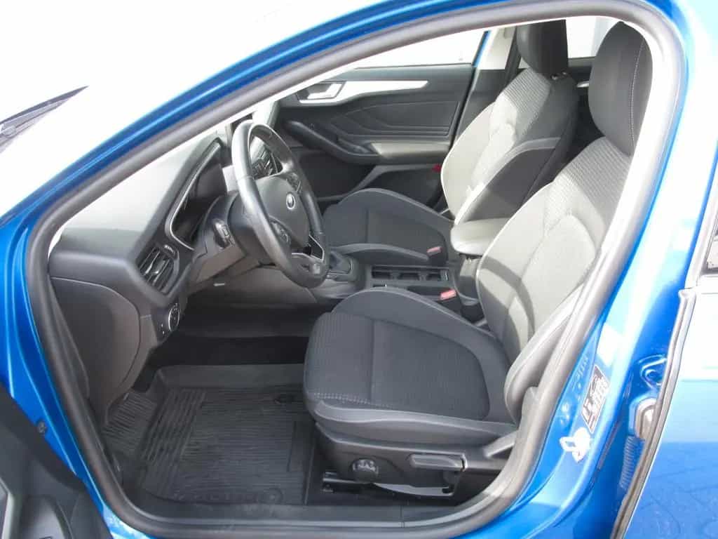 Ford Focus Turnier Cool & Connect *Navi, CarPlay, AHK 03/2020-photo-9