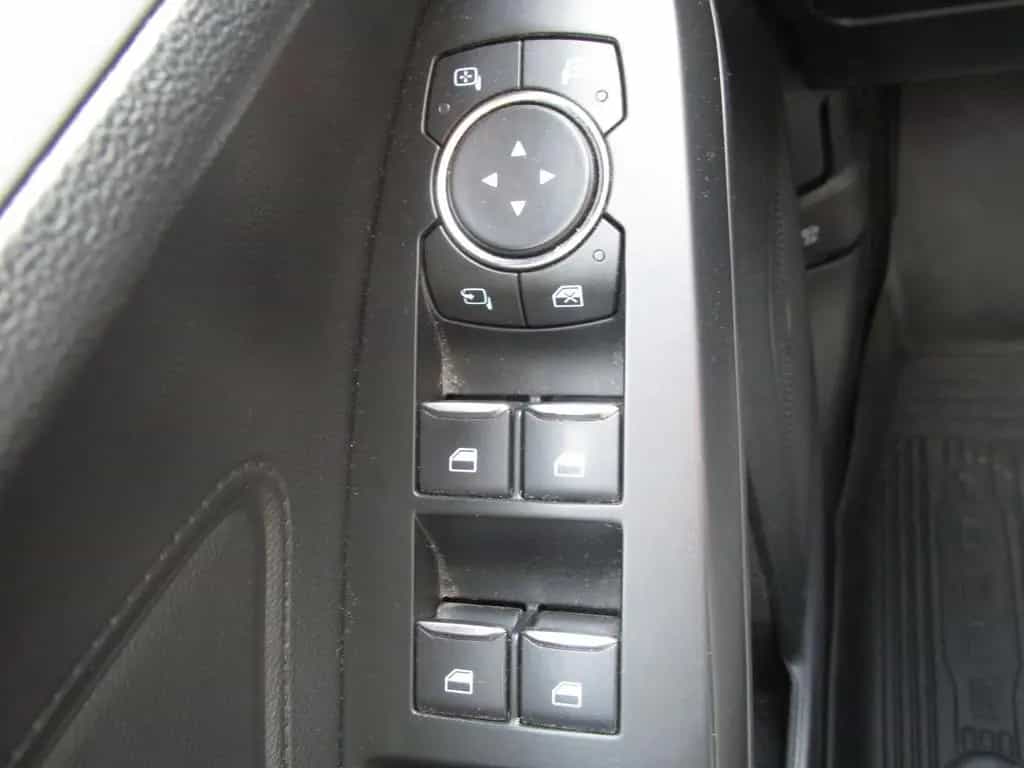 Ford Focus Turnier Cool & Connect *Navi, CarPlay, AHK 03/2020-photo-11