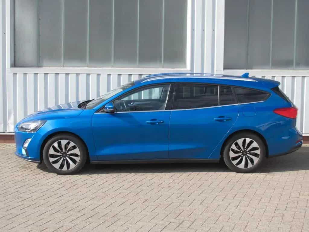 Ford Focus Turnier Cool & Connect *Navi, CarPlay, AHK 03/2020-photo-1