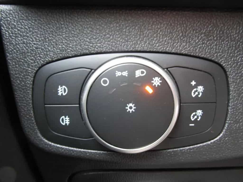 Ford Focus Turnier Cool & Connect *Navi, CarPlay, AHK 03/2020-photo-21
