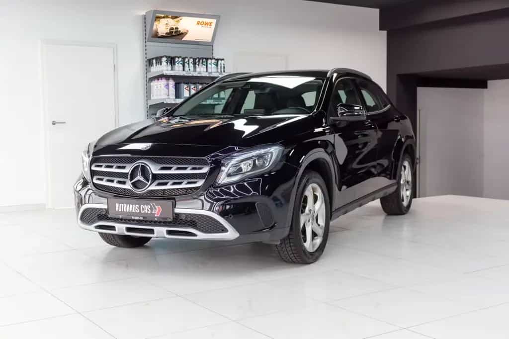 Mercedes-Benz GLA 200 10/2018-photo-0