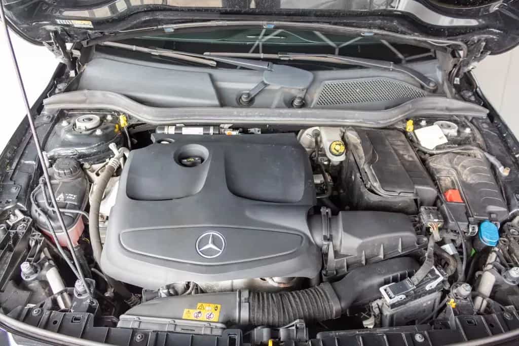 Mercedes-Benz GLA 200 10/2018-photo-24