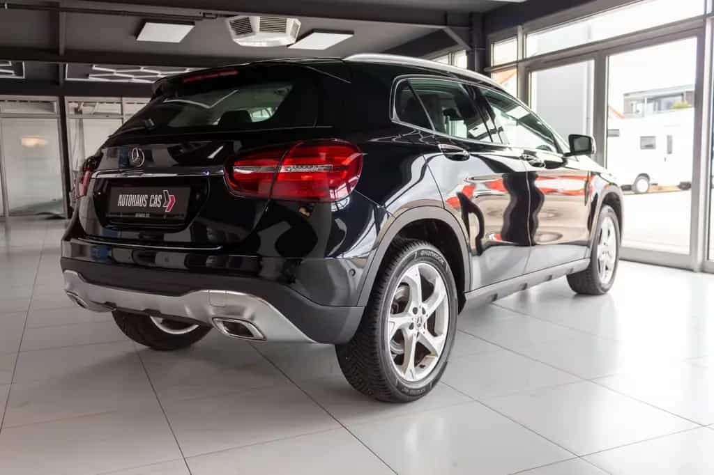 Mercedes-Benz GLA 200 10/2018-photo-4