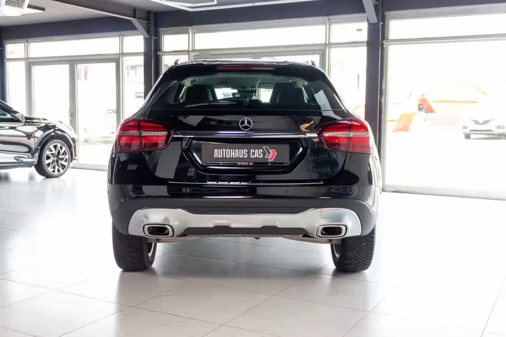 Mercedes-Benz GLA 200 10/2018-photo-5