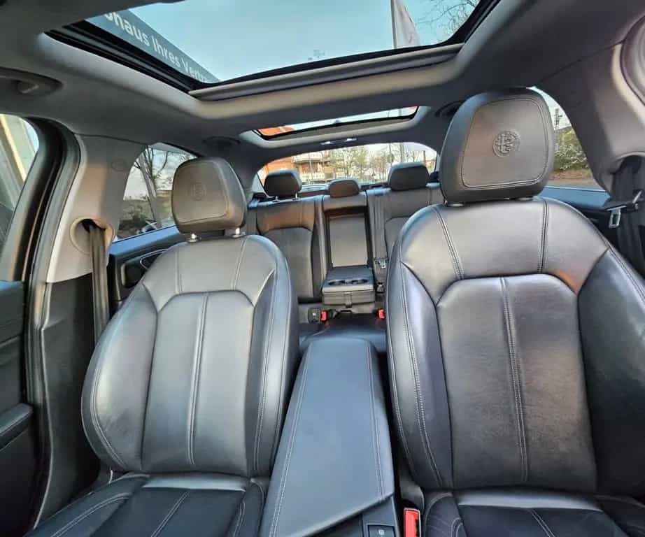 Alfa Romeo Giulia Super PANO LEDER NAVI VOLL SHEFT TOP GEPF 12/2017-photo-23