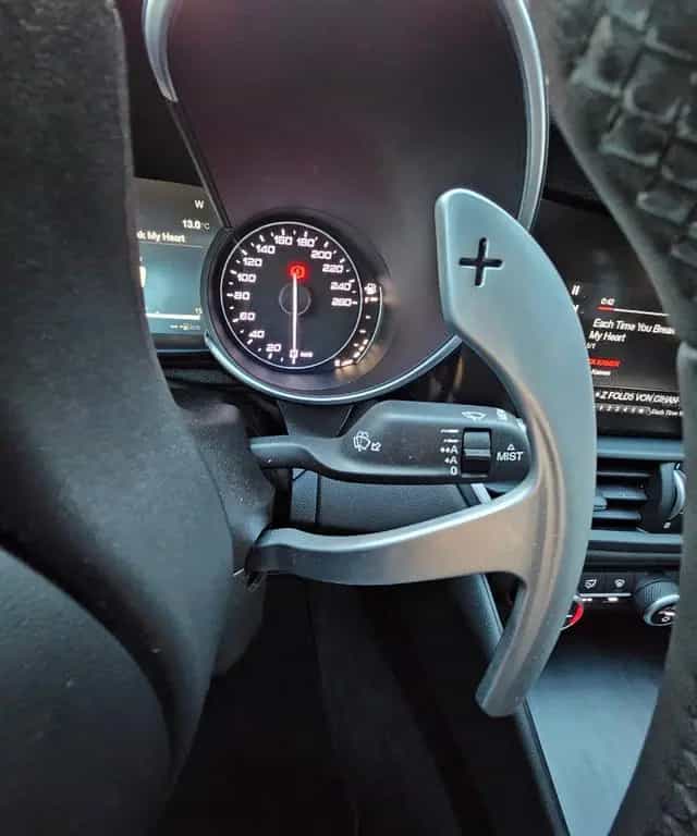 Alfa Romeo Giulia Super PANO LEDER NAVI VOLL SHEFT TOP GEPF 12/2017-photo-31