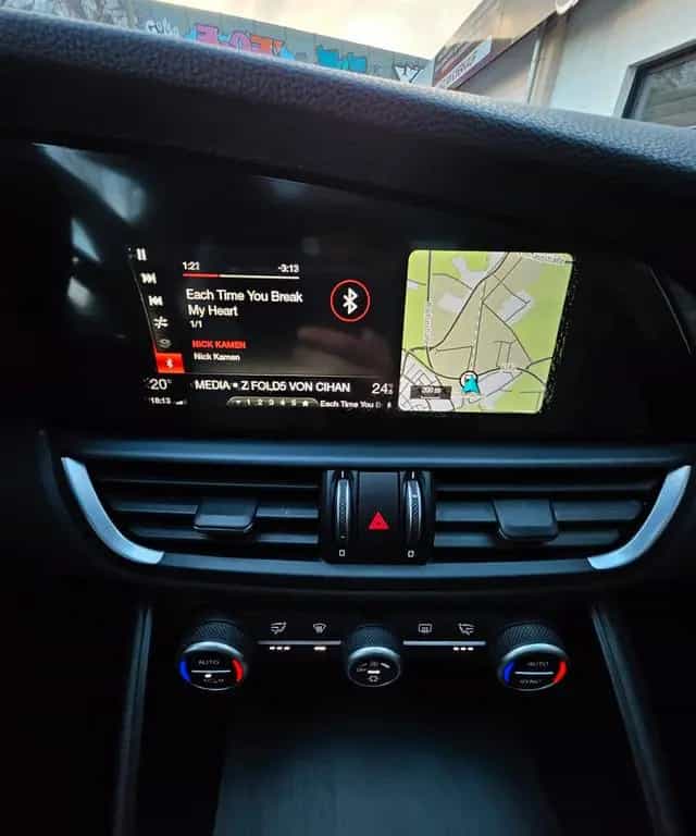 Alfa Romeo Giulia Super PANO LEDER NAVI VOLL SHEFT TOP GEPF 12/2017-photo-35