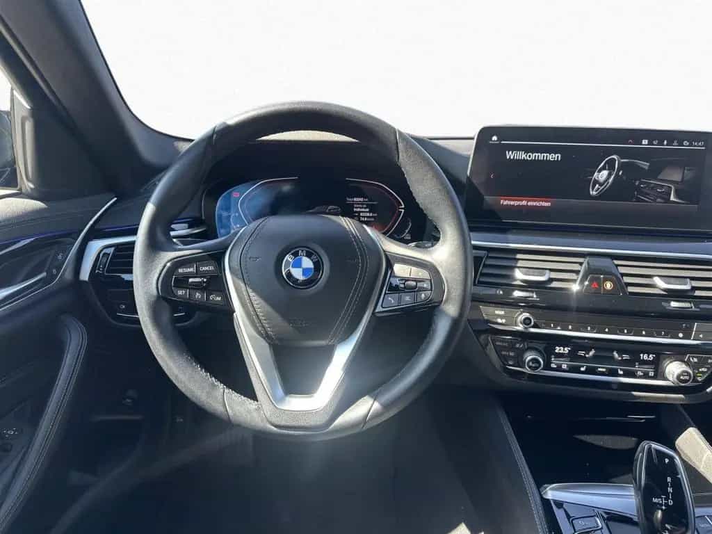 BMW 5 Series 520d Touring Luxury Line Aut. Laser,HuD,ParkA,DA 02/2023-photo-13