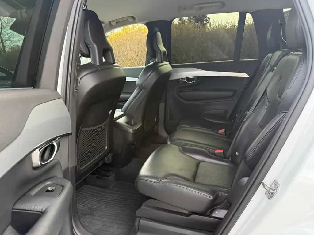 Volvo XC90 Momentum 2WD*LEDER*AMBIENTE*LED*GEPFLEGT 01/2017-photo-13