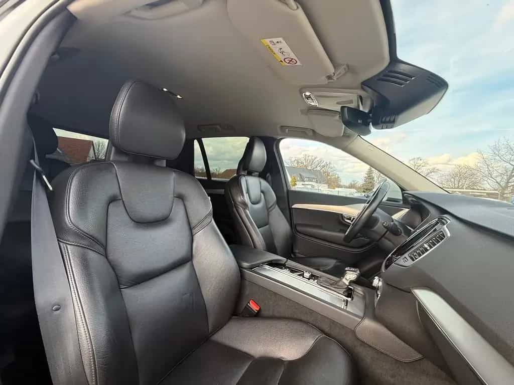 Volvo XC90 Momentum 2WD*LEDER*AMBIENTE*LED*GEPFLEGT 01/2017-photo-22