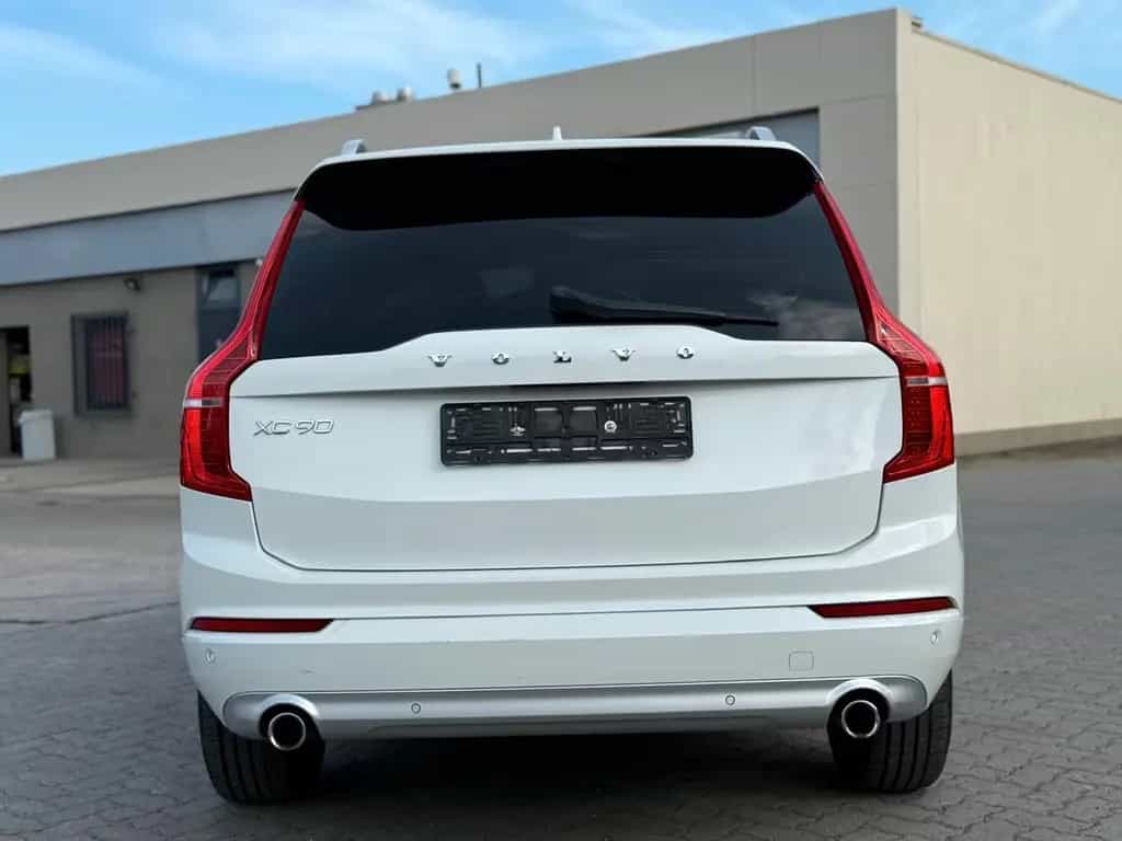 Volvo XC90 Momentum 2WD*LEDER*AMBIENTE*LED*GEPFLEGT 01/2017-photo-5