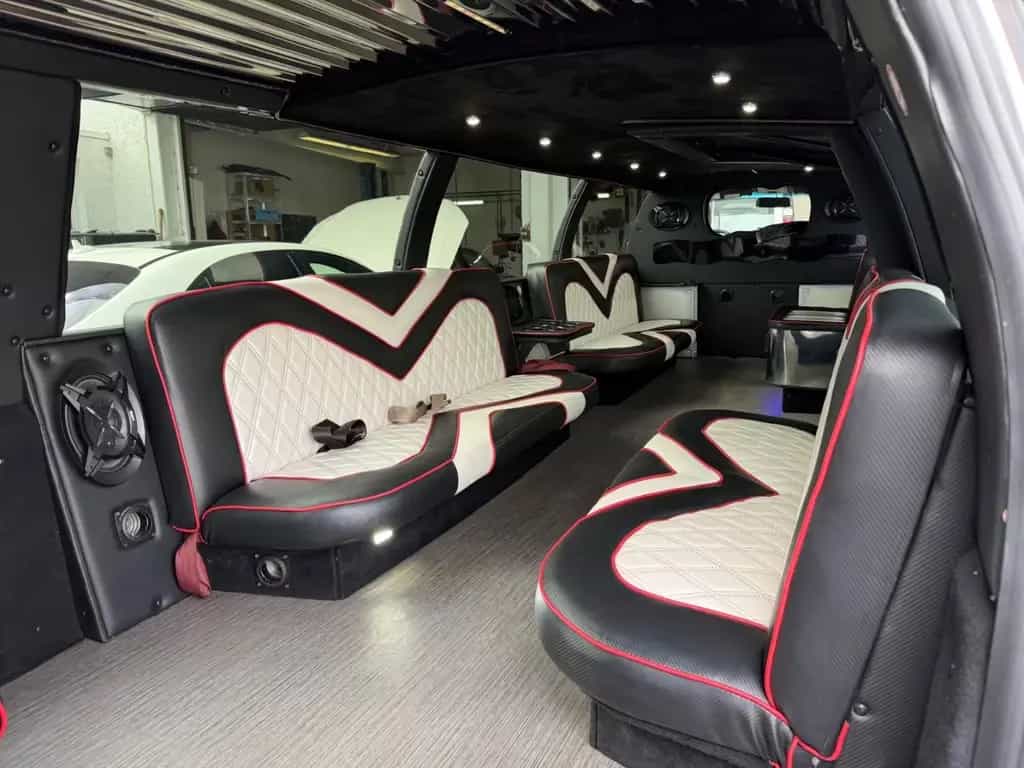 Lincoln Navigator Stretch Limo 14 Personen 01/2012-photo-1