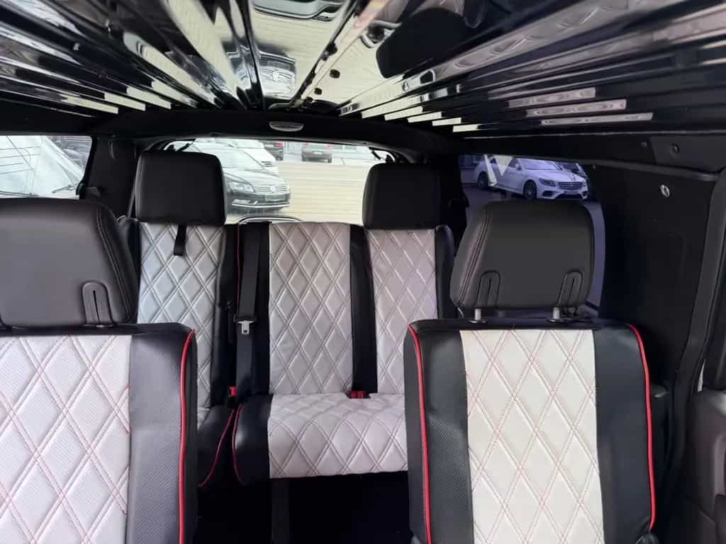 Lincoln Navigator Stretch Limo 14 Personen 01/2012-photo-23