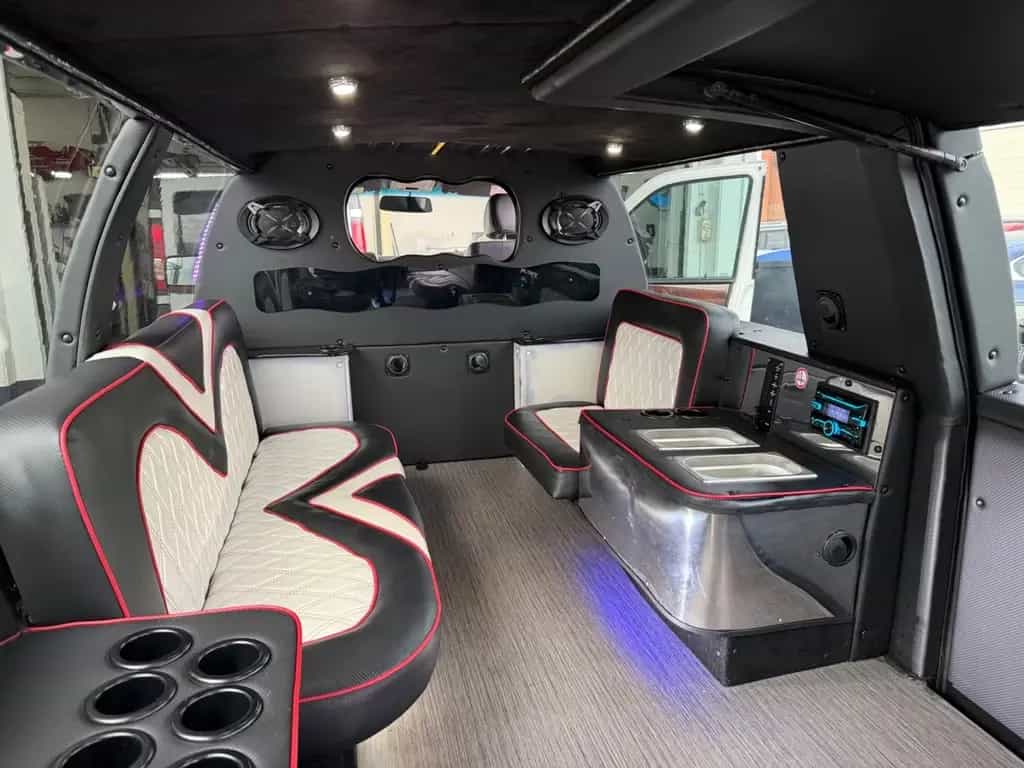 Lincoln Navigator Stretch Limo 14 Personen 01/2012-photo-24