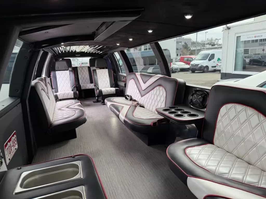 Lincoln Navigator Stretch Limo 14 Personen 01/2012-photo-28