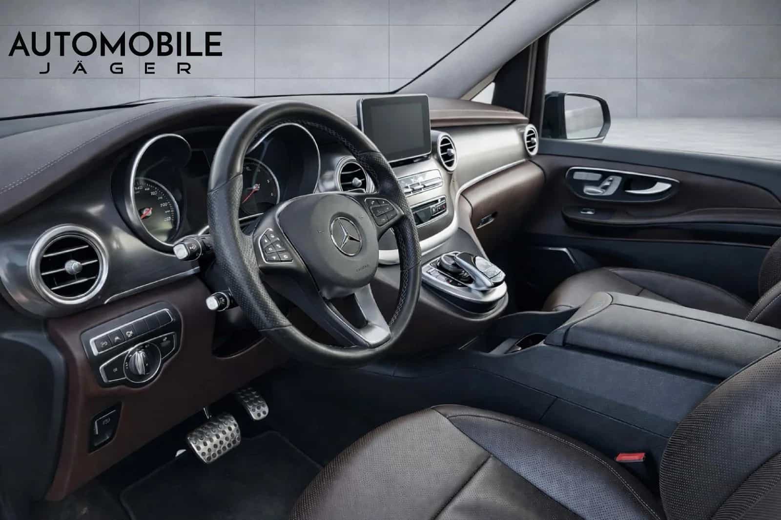 Mercedes-Benz V-Class 250 10/2017-photo-10