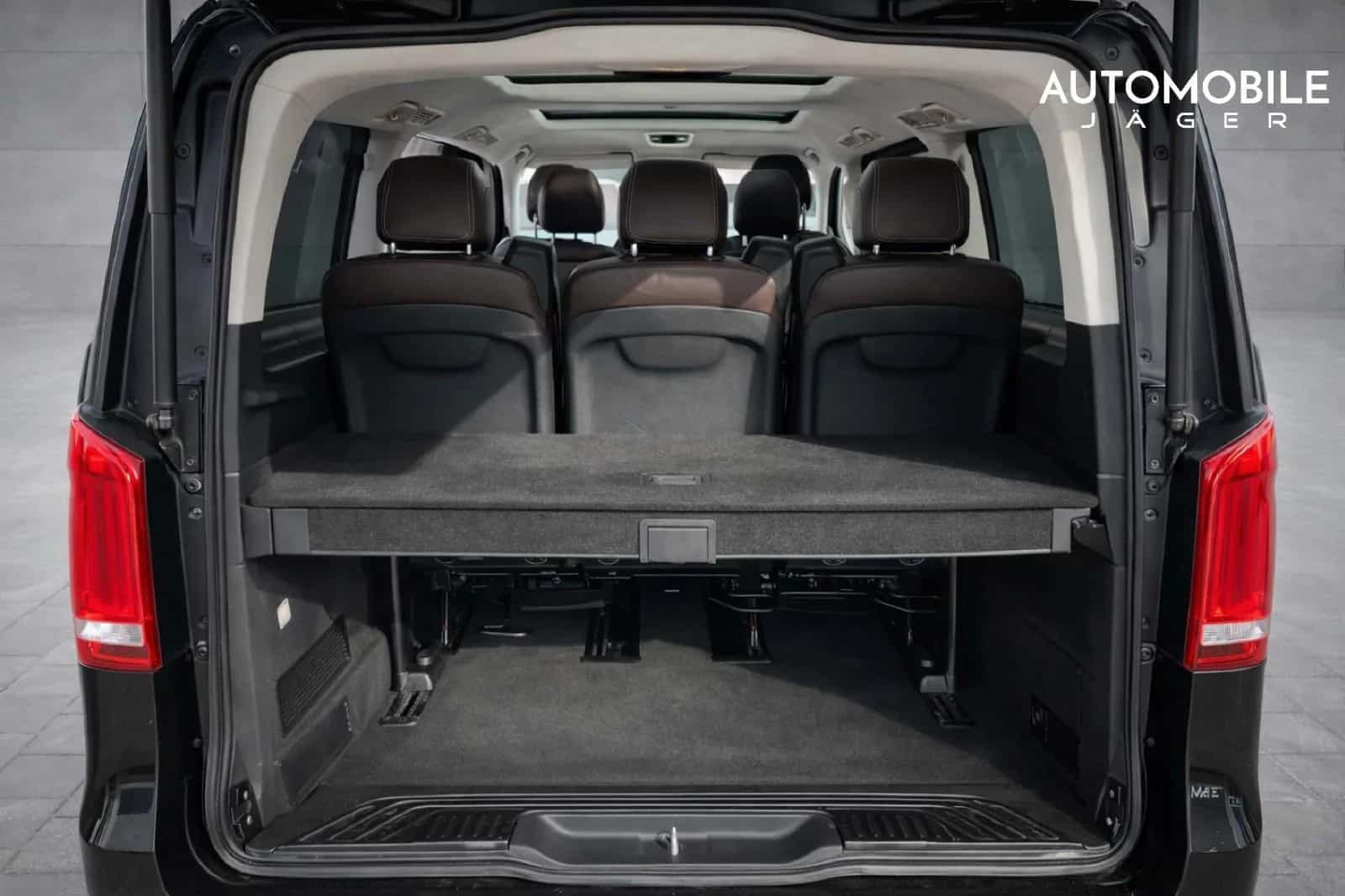 Mercedes-Benz V-Class 250 10/2017-photo-31