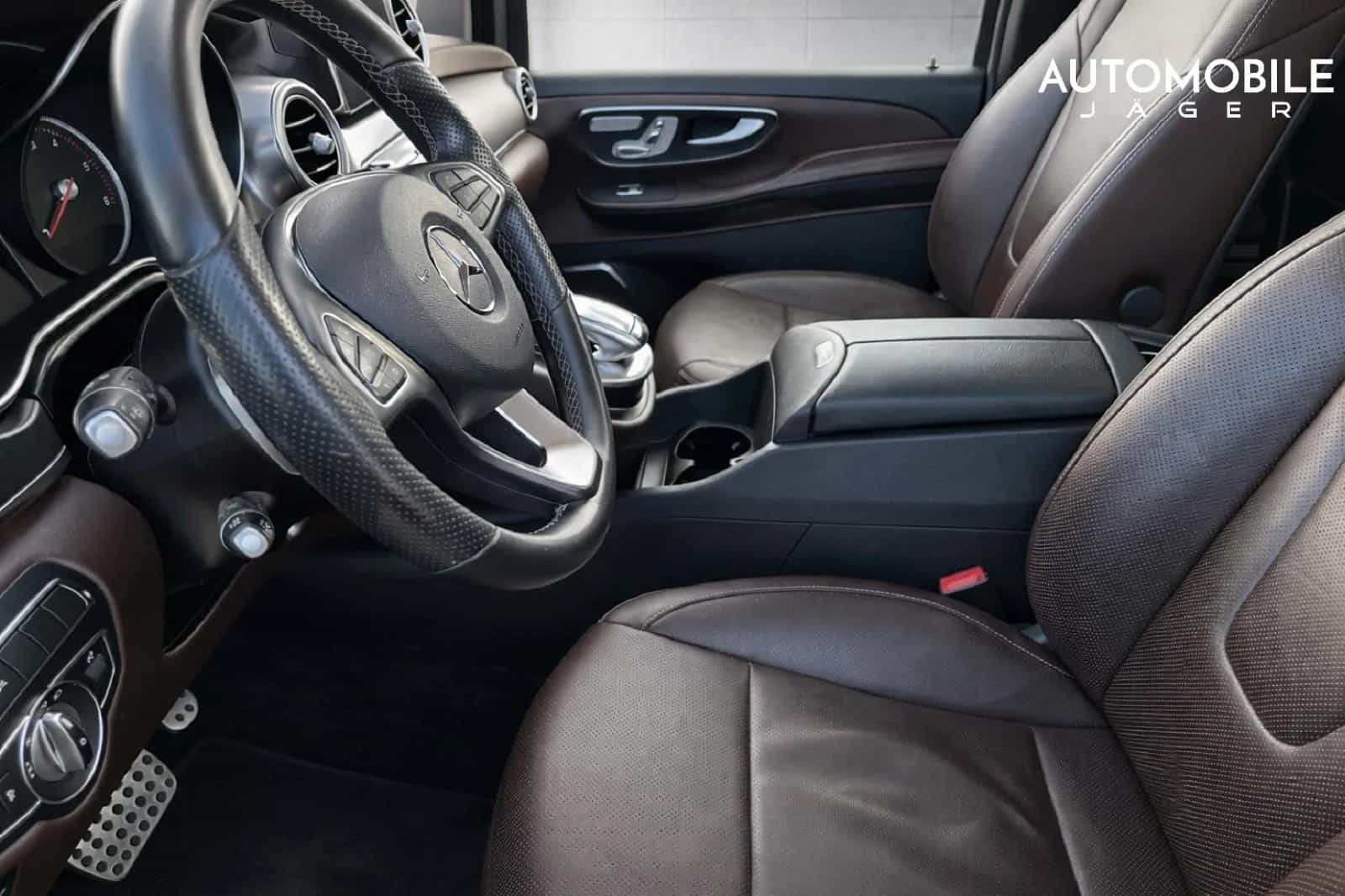 Mercedes-Benz V-Class 250 10/2017-photo-9