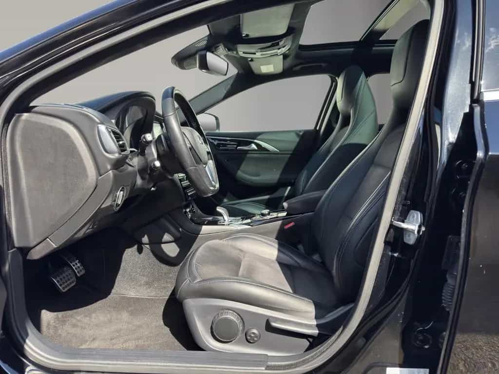Infiniti Q30 2.0t AWD Sport*DCT*360°*PANORAMA*1 HAND* 05/2017-photo-19