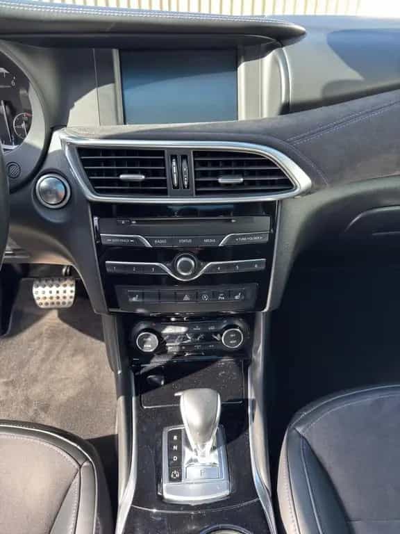 Infiniti Q30 2.0t AWD Sport*DCT*360°*PANORAMA*1 HAND* 05/2017-photo-24