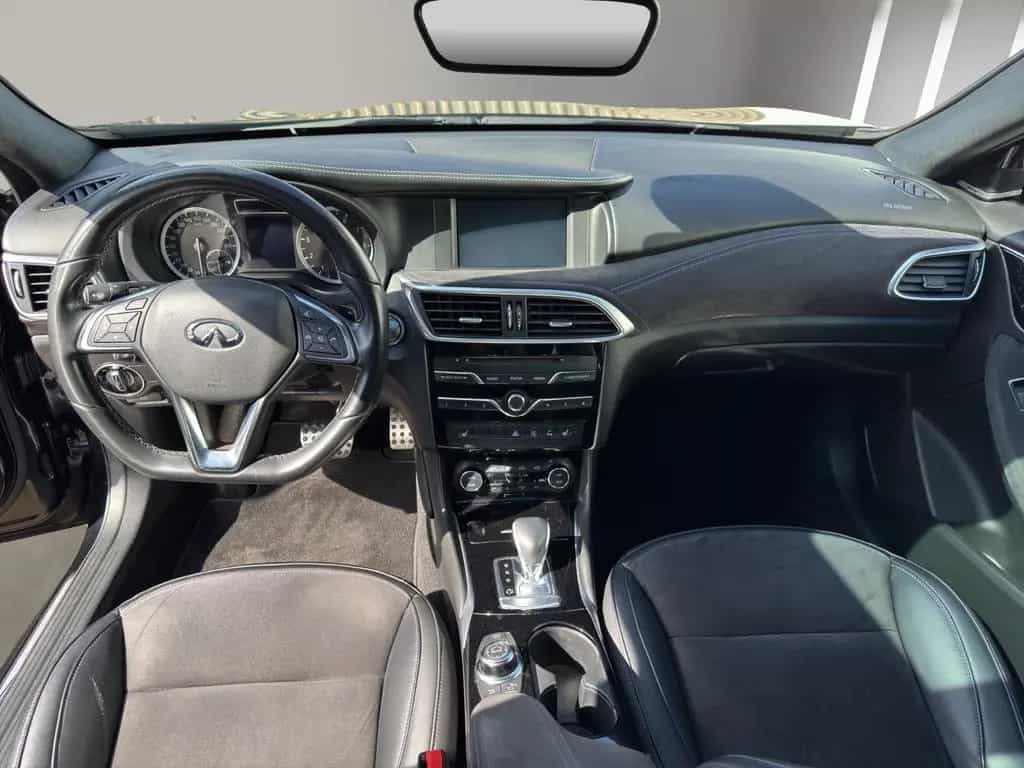 Infiniti Q30 2.0t AWD Sport*DCT*360°*PANORAMA*1 HAND* 05/2017-photo-25