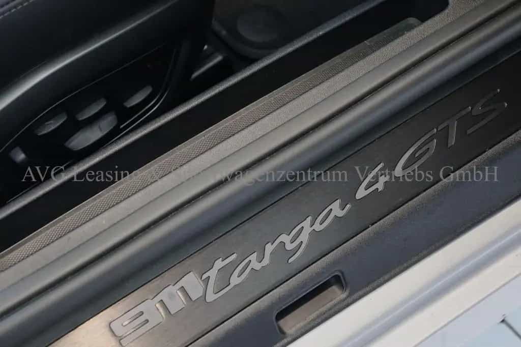 Porsche 992 911 Targa 4 GTS 1.HD/DT/LIFT/GT-SILVER/BOSE 05/2024-photo-18