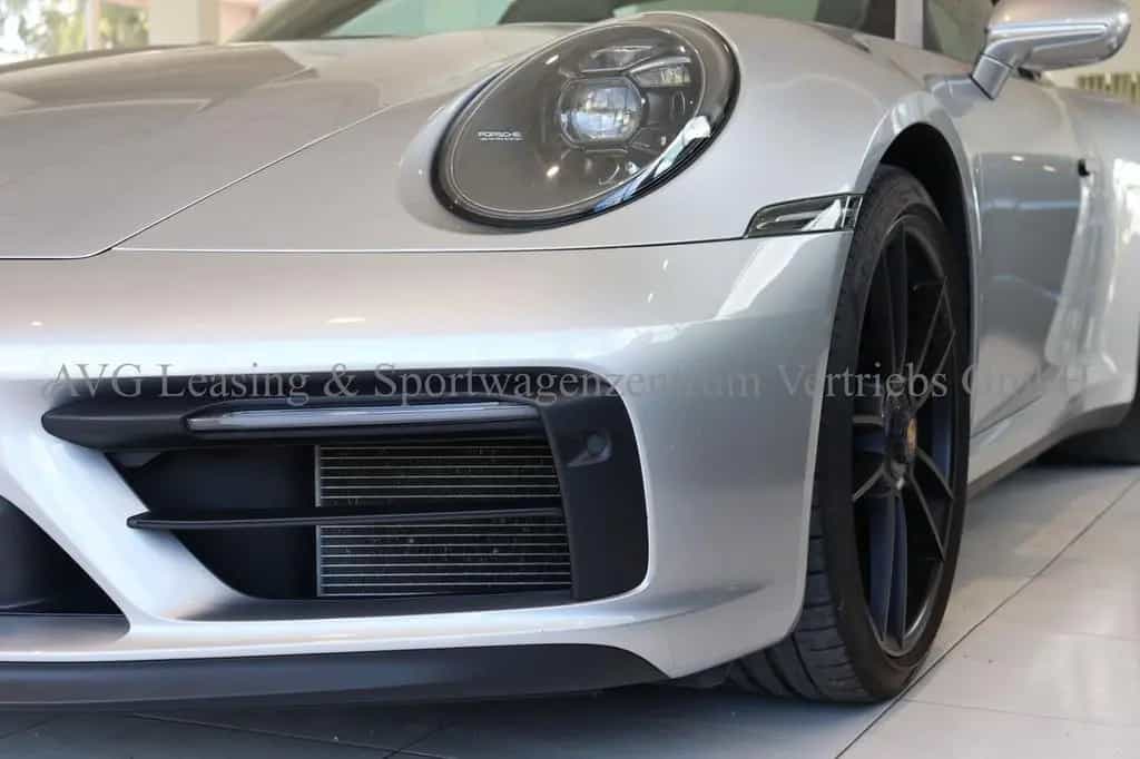 Porsche 992 911 Targa 4 GTS 1.HD/DT/LIFT/GT-SILVER/BOSE 05/2024-photo-38