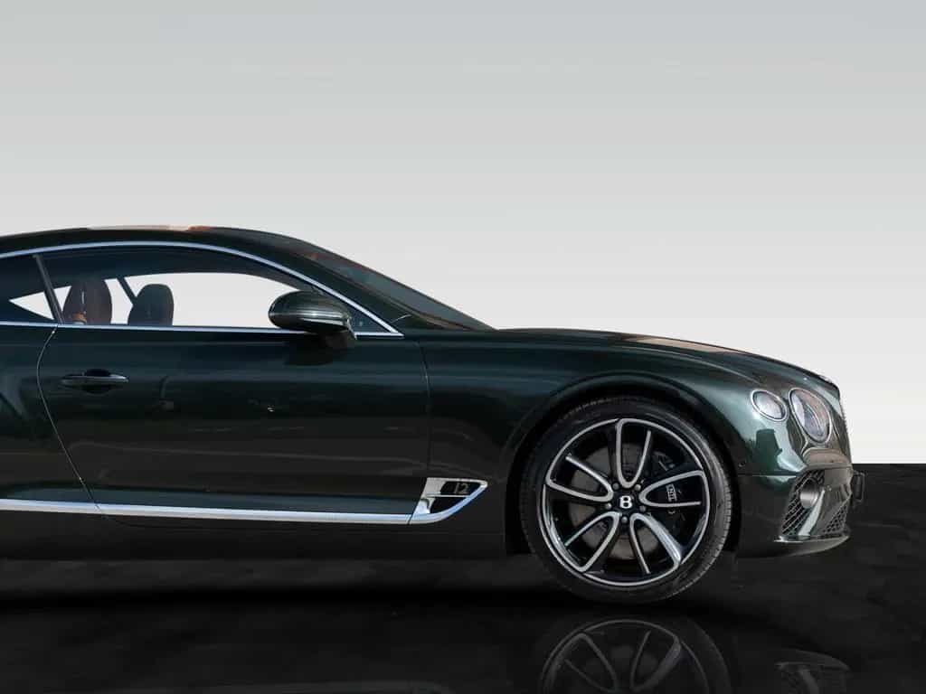 Bentley Continental GT W12 Cumbrian Green Mulliner 09/2019-photo-20