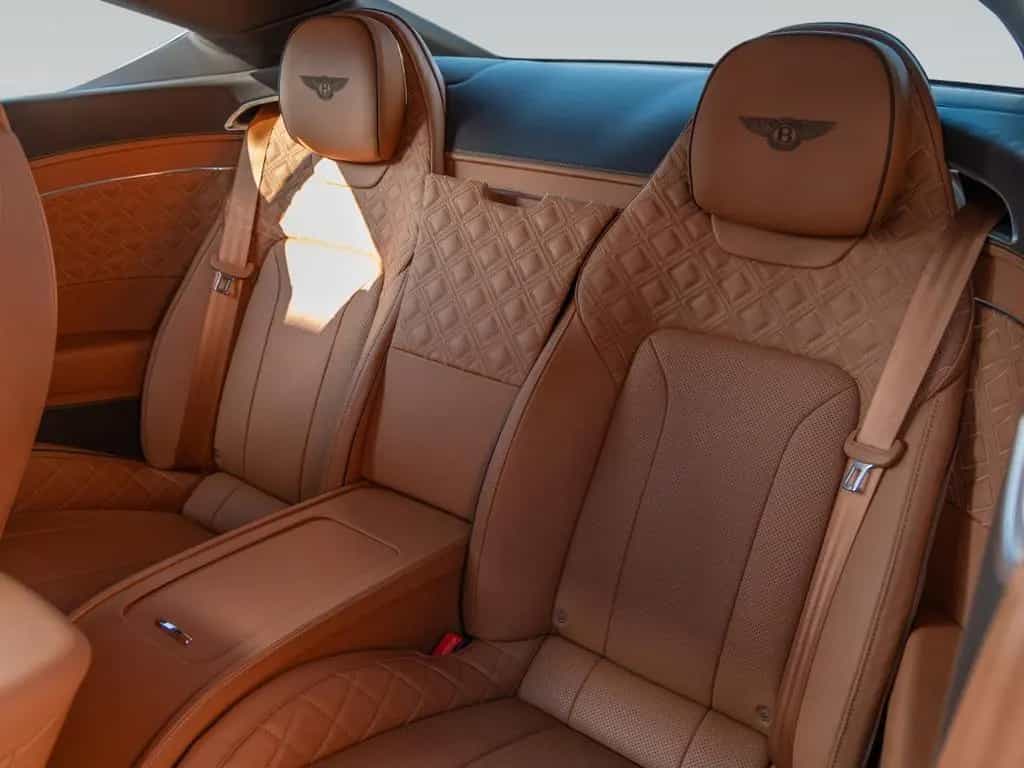 Bentley Continental GT W12 Cumbrian Green Mulliner 09/2019-photo-8