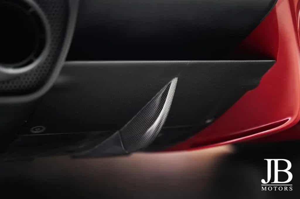 Ferrari F12 Carbon Lift LED Racing Seats Kamera Scuderia 08/2013-photo-19
