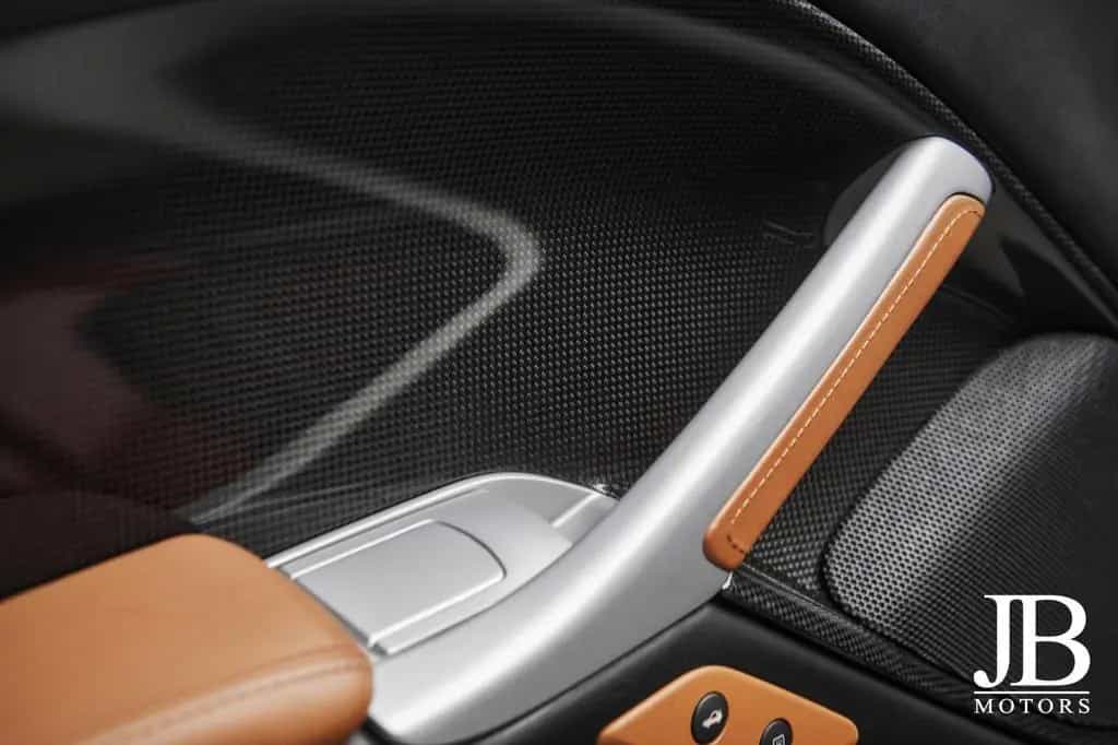 Ferrari F12 Carbon Lift LED Racing Seats Kamera Scuderia 08/2013-photo-42