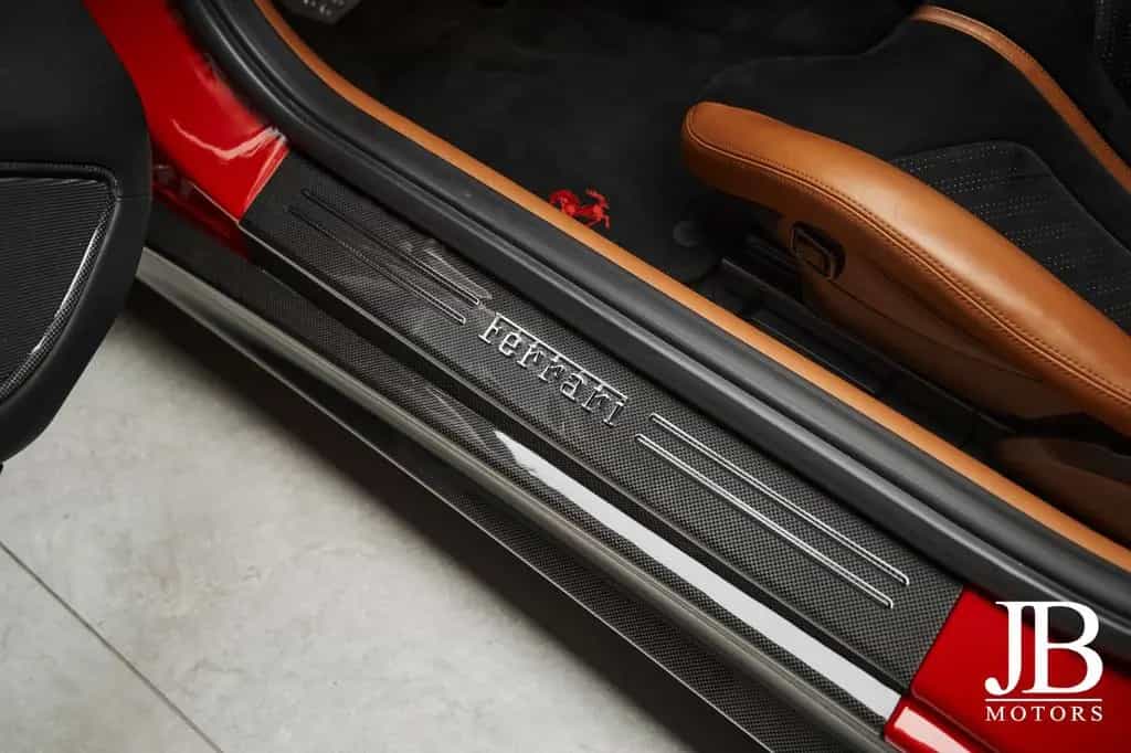 Ferrari F12 Carbon Lift LED Racing Seats Kamera Scuderia 08/2013-photo-43