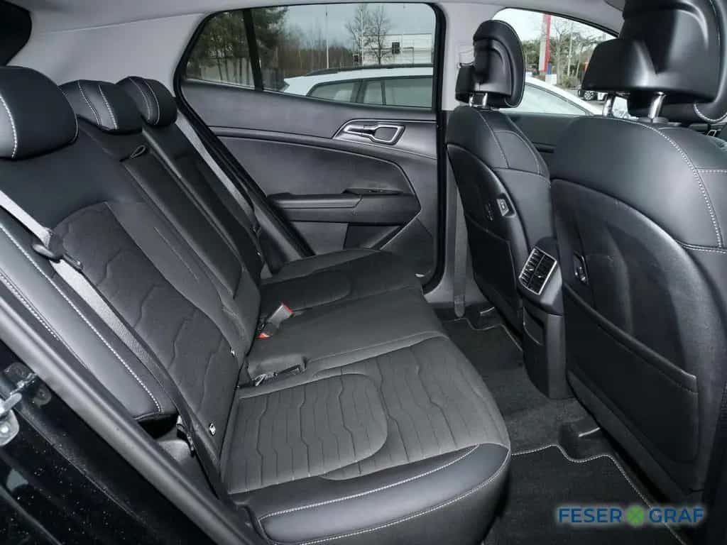 Kia Sportage Vision Komfort-P/Navi/Teilleder/SHZ/LED 07/2024-photo-3