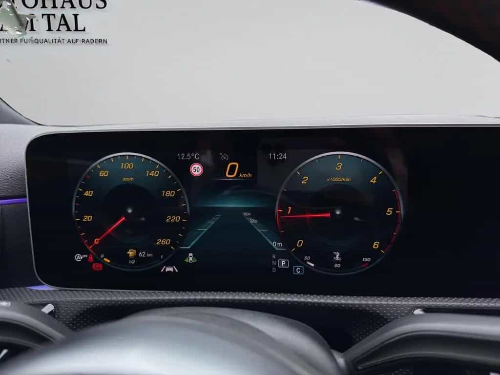 Mercedes-Benz A-Class d Limousine AMG-Line Widescreen~Kam~MBUX 08/2019-photo-20