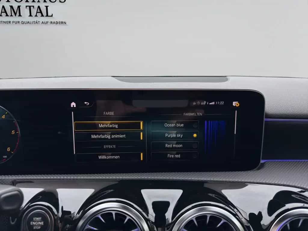 Mercedes-Benz A-Class d Limousine AMG-Line Widescreen~Kam~MBUX 08/2019-photo-23
