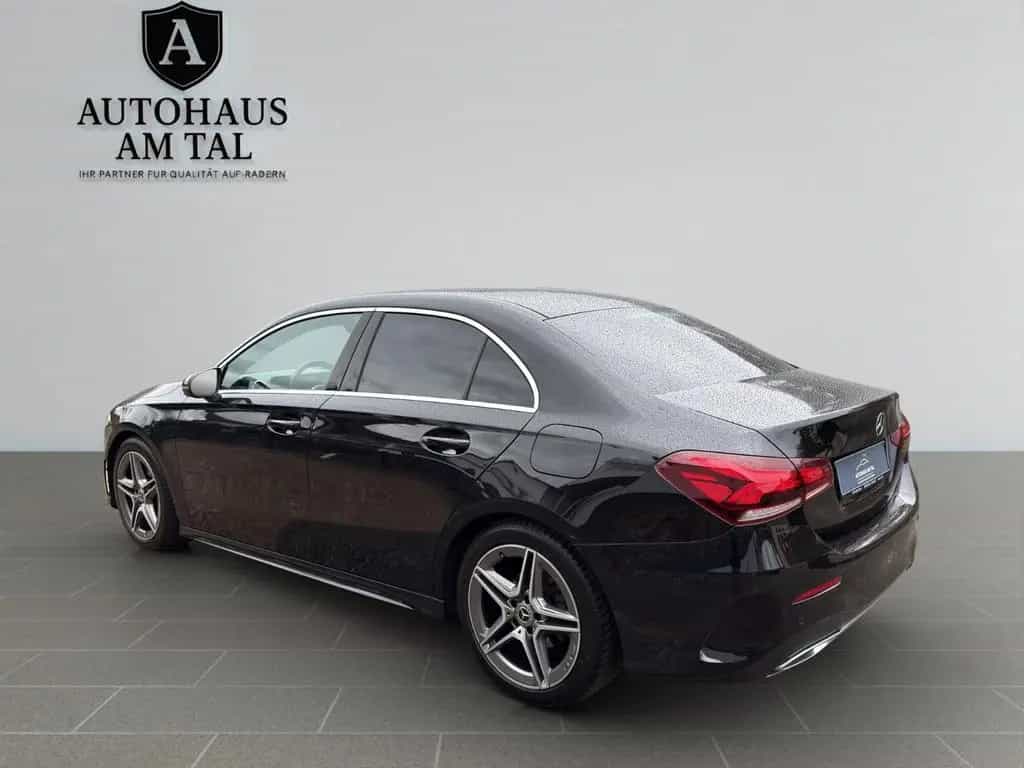 Mercedes-Benz A-Class d Limousine AMG-Line Widescreen~Kam~MBUX 08/2019-photo-3