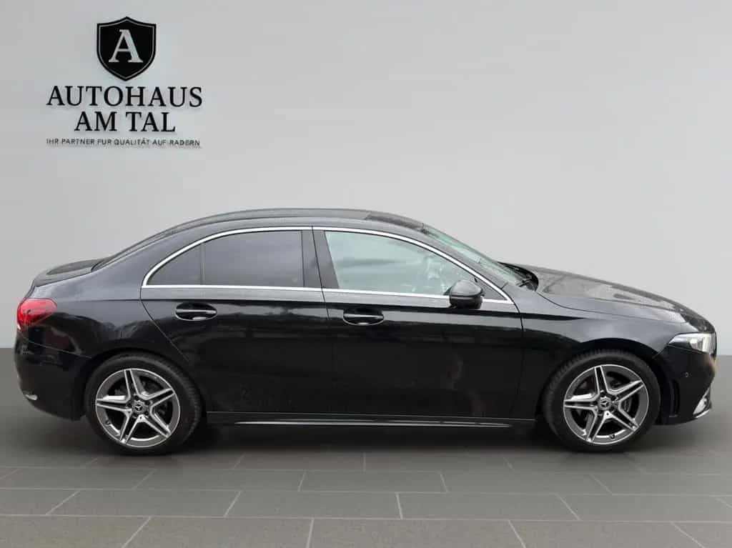 Mercedes-Benz A-Class d Limousine AMG-Line Widescreen~Kam~MBUX 08/2019-photo-7