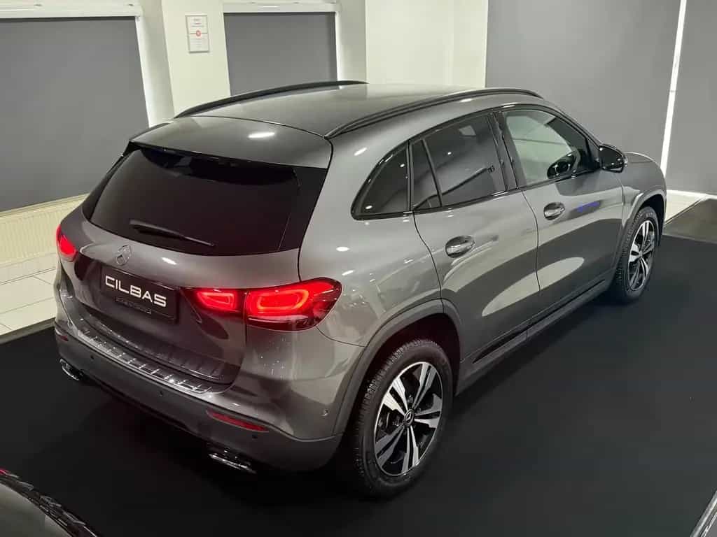 Mercedes-Benz GLA-Class 200 URBAN 7G*WIDESCREEN*NIGHT*360 KAMERA*LED 06/2020-photo-3