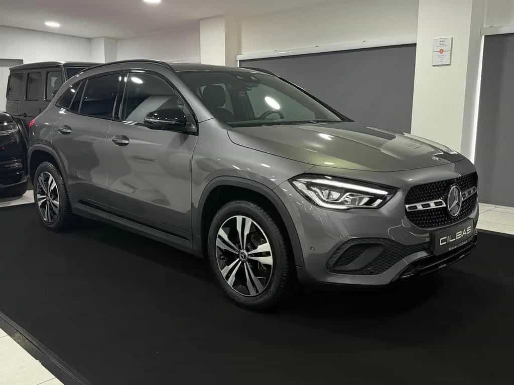 Mercedes-Benz GLA-Class 200 URBAN 7G*WIDESCREEN*NIGHT*360 KAMERA*LED 06/2020-photo-5