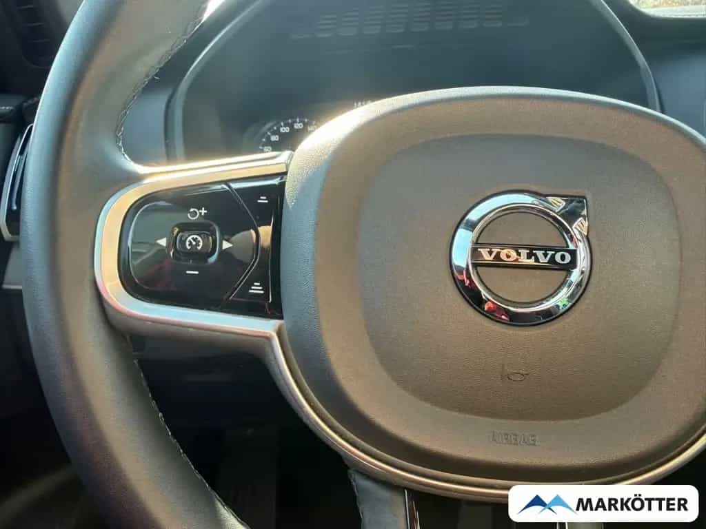 Volvo XC90 B5 AWD R Design FOUR-C/AHK/BLIS/PANO/STHZ 02/2022-photo-19