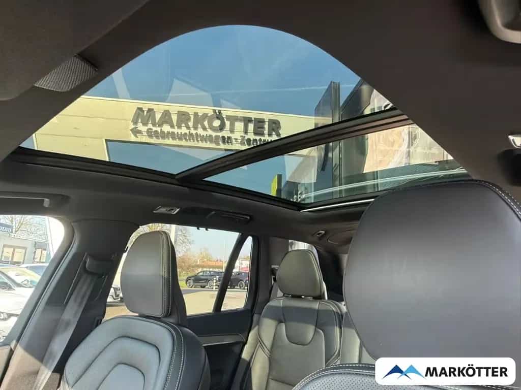 Volvo XC90 B5 AWD R Design FOUR-C/AHK/BLIS/PANO/STHZ 02/2022-photo-9