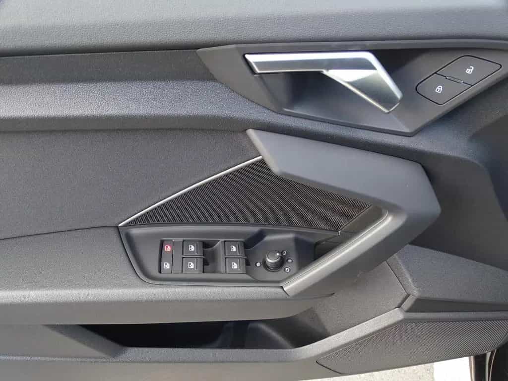 Audi A3 35 TFSI*S-TRONIC*LED*RFK*CARPLAY*TEMPO*SHZG* 12/2023-photo-11