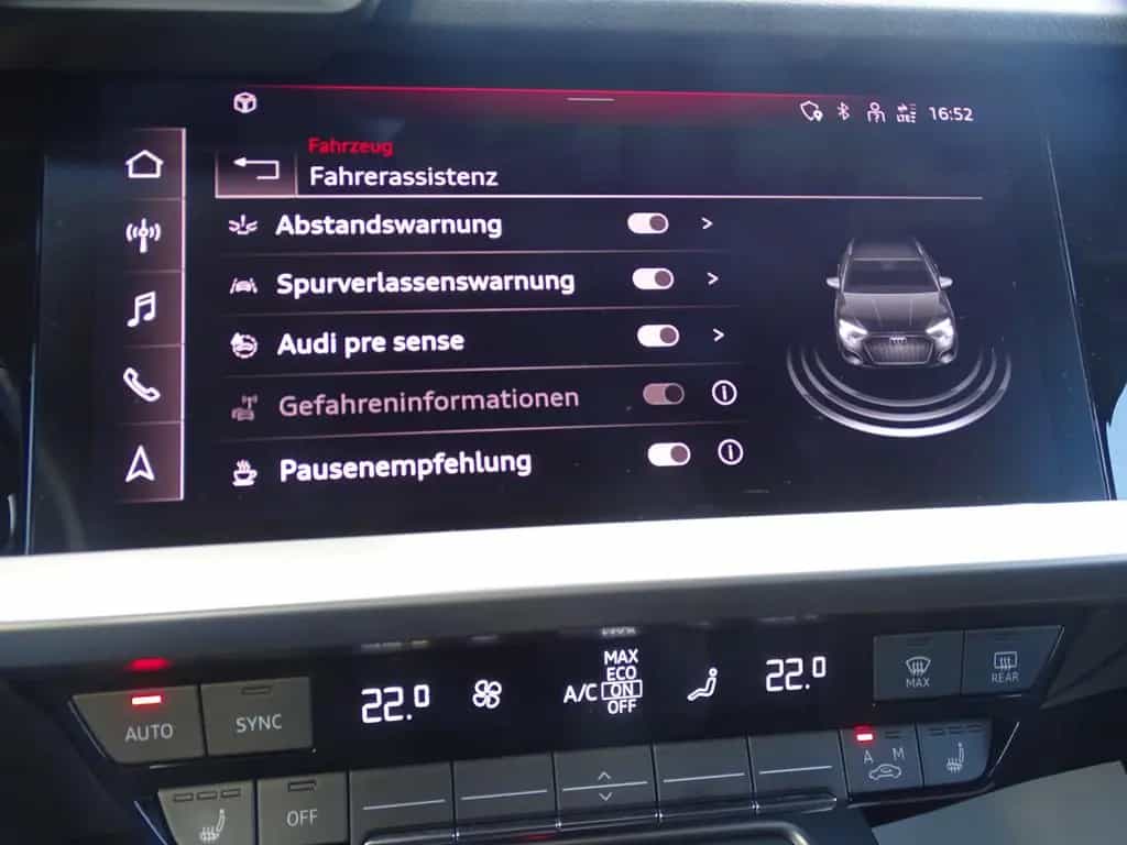 Audi A3 35 TFSI*S-TRONIC*LED*RFK*CARPLAY*TEMPO*SHZG* 12/2023-photo-19