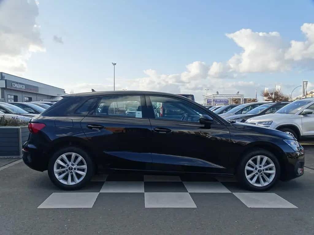 Audi A3 35 TFSI*S-TRONIC*LED*RFK*CARPLAY*TEMPO*SHZG* 12/2023-photo-4