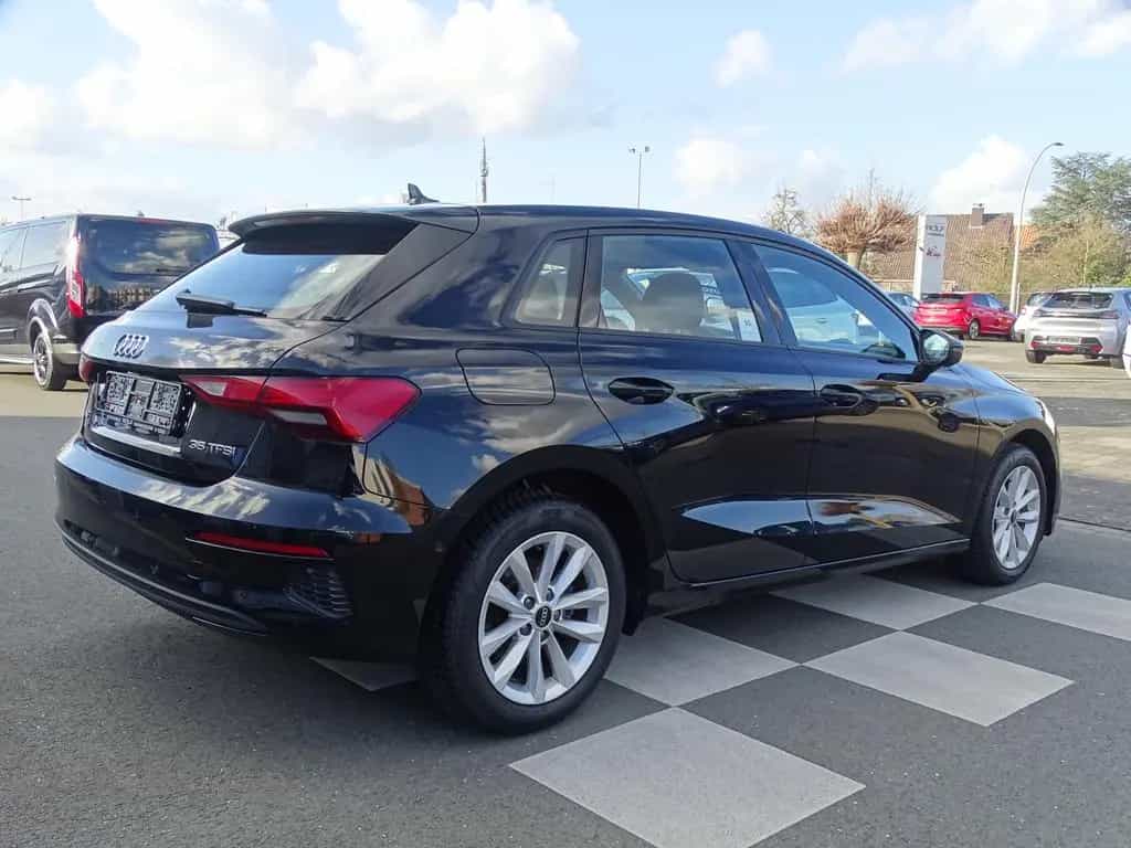 Audi A3 35 TFSI*S-TRONIC*LED*RFK*CARPLAY*TEMPO*SHZG* 12/2023-photo-5