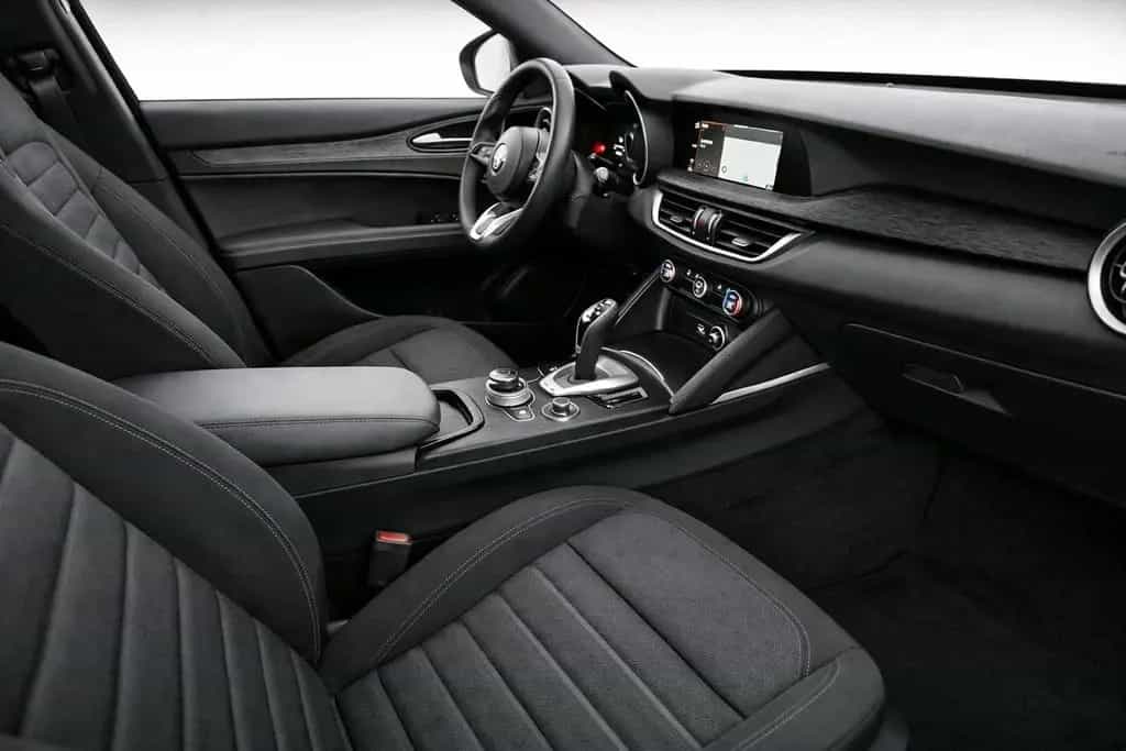 Alfa Romeo Stelvio 2.2 Diesel Automatik ... 10/2023-photo-8