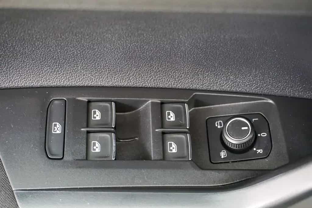 Volkswagen Polo VI GTI Pano LED ACC Kamera 03/2020-photo-16