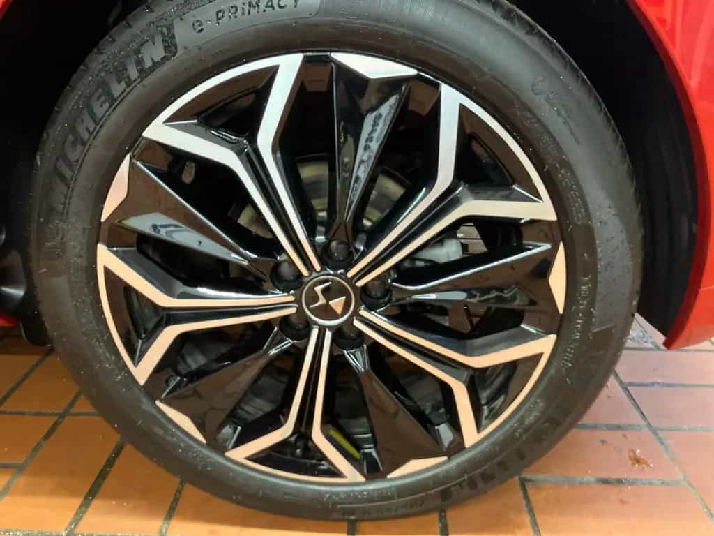 DS Automobiles DS4 PureTech 130 S&S Rivoli SHZ+2xKlima+PDC 10/2023-photo-17