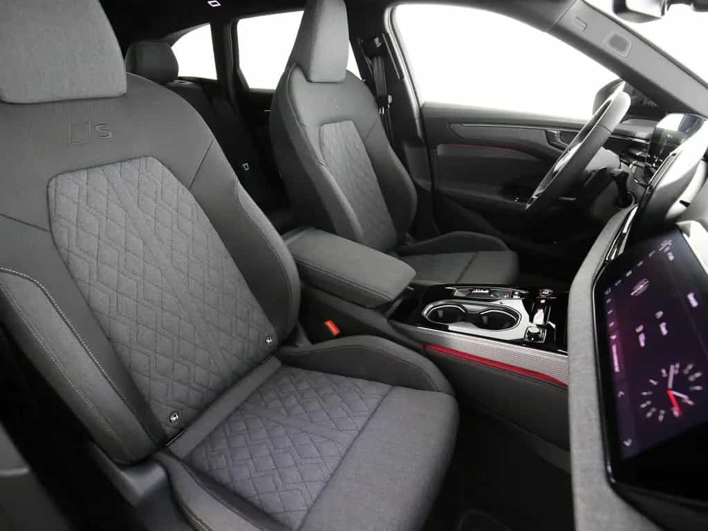 Audi A6 Avant TDI quattro 150 kW S tronic edition one 11/2025-photo-13