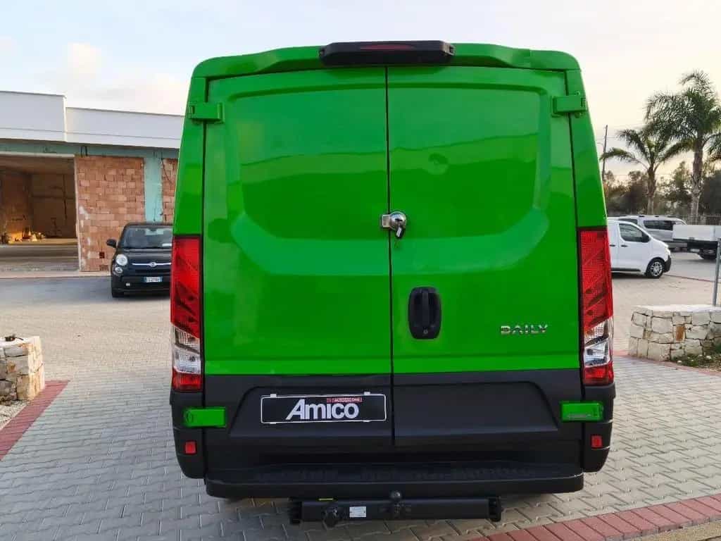 Iveco Daily Daily 35S14 Furgone Medio Tetto Basso Ganc 10/2016-photo-5